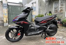 Đánh Giá Chi Tiết Honda <b>ab 2017</b>: Huyền Thoại Xe Tay Ga Một Thời?