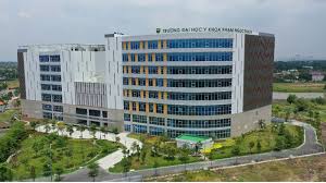 Đại học Y Dược Phạm Ngọc Thạch: Điểm Chuẩn & Cẩm Nang Tuyển Sinh Chi Tiết