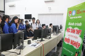 Phản ứng nhiệt hạch là sự hợp nhất của các hạt nhân nhẹ, giải phóng năng lượng khổng lồ